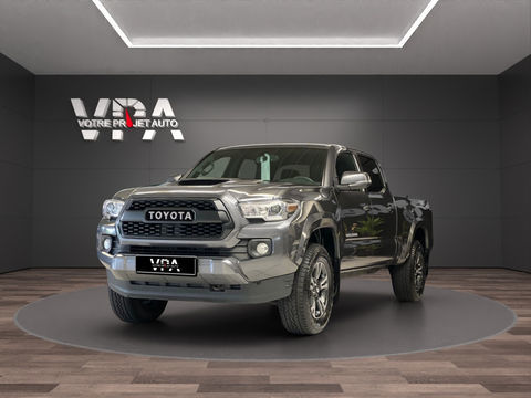 Toyota Divers &middot; 3.5 V6 &middot; 281ch &middot; TRD 4x4 &middot; Toit ouvrant &middot; Si&egrave;ges chauffant 2017 occasion Eysines 33320