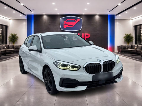 BMW S&eacute;rie 1 118i 136ch * BVM6 * CarPlay * Live Cockpit * Si&egrave;ges Chauffan 2022 occasion Lyon 69006