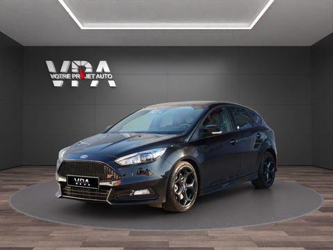 Ford Focus ST &middot; 2.0 EcoBoost 250ch &middot; Si&egrave;ges chauffants &middot; Bi-X&eacute;non &middot; Vol 2015 occasion Eysines 33320