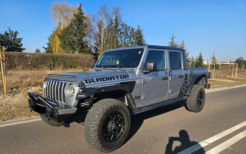 Jeep Divers 3.6 V6 286CH SPORT 4x4 TOIT OUVRANT 2019 occasion Gradignan 33170
