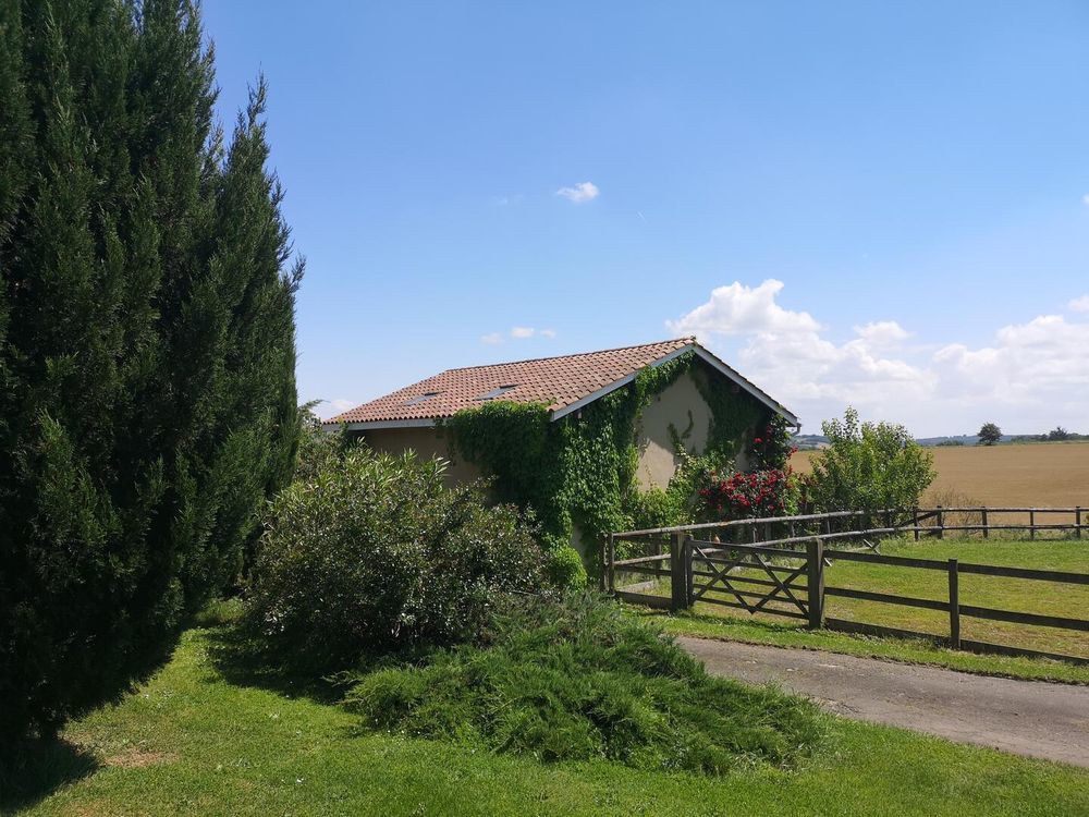 � vendre  Maison Montesquiou (32320)