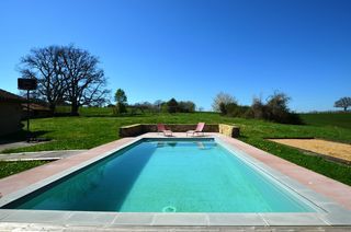  Maison � vendre 9 pi�ces 217 m�