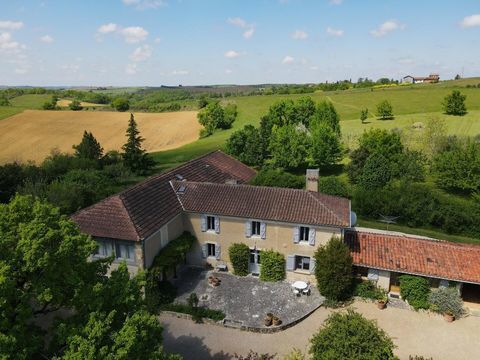   A vendre secteur d'Auch: Sur une cr�te, maison gasconne avec environ 1ha de jardin bien entretenu, y compris un �tang, a des vue Maison - 10 pi�ce(s) - 394 m�