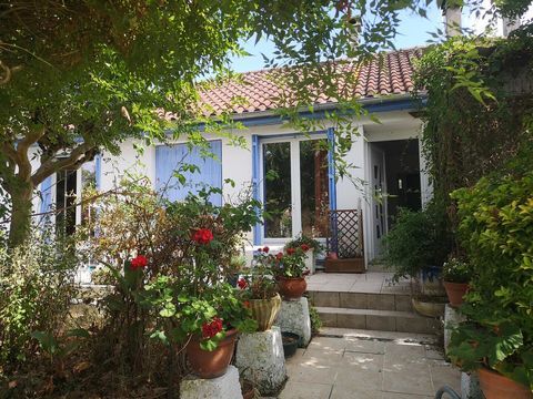   Prix en baisse ! A vendre entre Condom et Eauze, Gers: Charmante maison de plain-pied avec 3 chambres qui offre une vue imprenab Maison - 5 pi�ce(s) - 90 m�