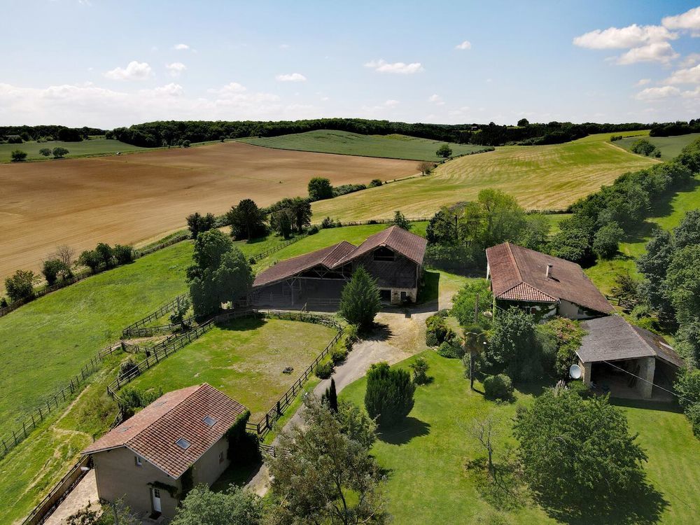 � vendre  Maison Montesquiou (32320)