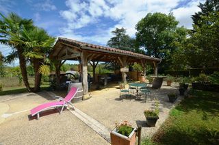  Maison � vendre 15 + pi�ces 438 m�