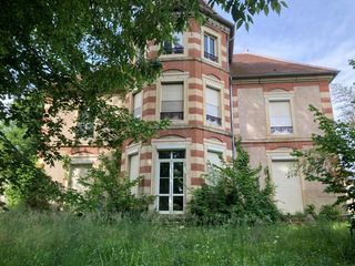  Immeuble � vendre 11 pi�ces 372 m�