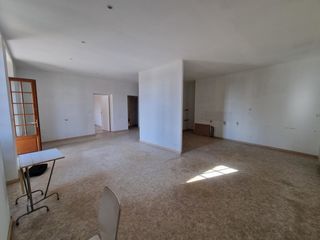  Maison � vendre 3 pi�ces 300 m�