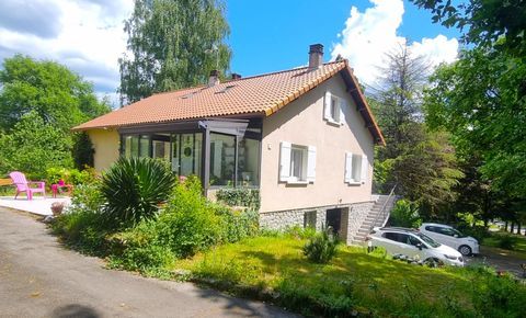   226m� de surface habitable Maison - 8 pi�ce(s) - 226 m�