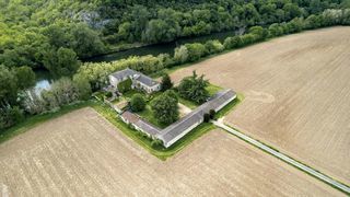  Maison � vendre 10 pi�ces 350 m�