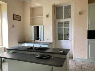  Immeuble � vendre 11 pi�ces 372 m�