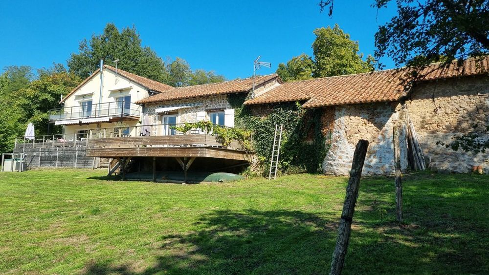 � vendre  Maison Abjat-sur-Bandiat (24300)