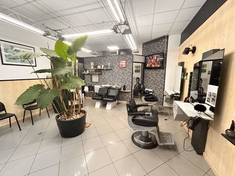 CAHORS CENTRE Fonds de commerce &agrave; vendre, d'environ 36m&sup2; 55000 46000 Cahors