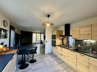  Maison � vendre 6 pi�ces 175 m�