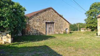  Remise / Grange � vendre 270 m�