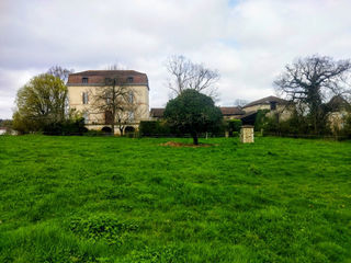  Maison � vendre 9 pi�ces 219 m�