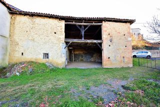  Remise / Grange � vendre 115 m�