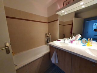  Appartement � vendre 4 pi�ces 84 m�