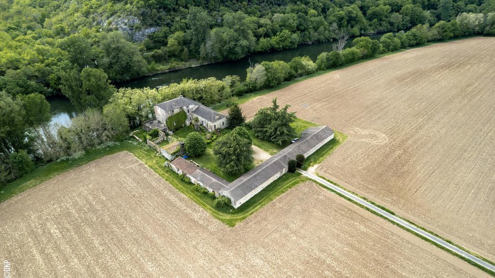 � vendre  Maison Puy-l'�v�que (46700)