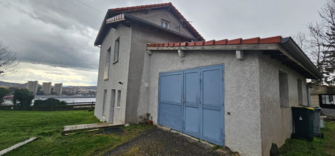   ST-JEAN-BONNEFONDS Maison - 4 pi�ce(s) - 92 m�