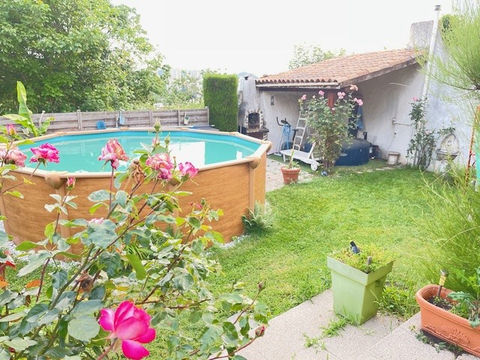   ST-JEAN-BONNEFONS Maison - 7 pi�ce(s) - 208 m�