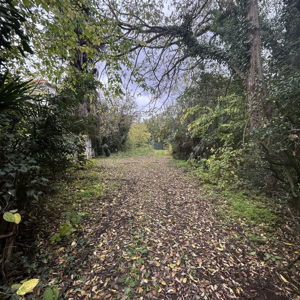 � vendre  Propri�t�/ch�teau Bordeaux (33200)