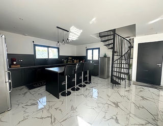  Maison � vendre 5 pi�ces 144 m�