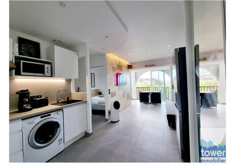   location possibilit� de place de parking disponible imm�diatement Appartement - 2 pi�ce(s) - 35 m�