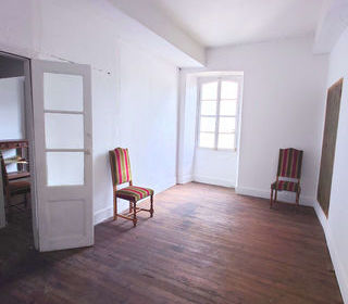  Maison � vendre 15 + pi�ces 420 m�