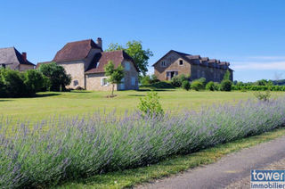  Propri�t�/ch�teau � vendre 15 + pi�ces 830 m�