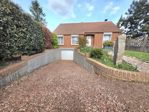   Pavillon plain-pied 122m2 - sous-sol - parcelle 1123m2 Maison - 5 pi�ce(s) - 122 m�