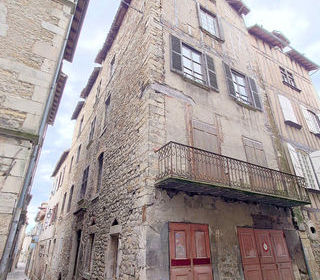  Maison � vendre 15 + pi�ces 420 m�