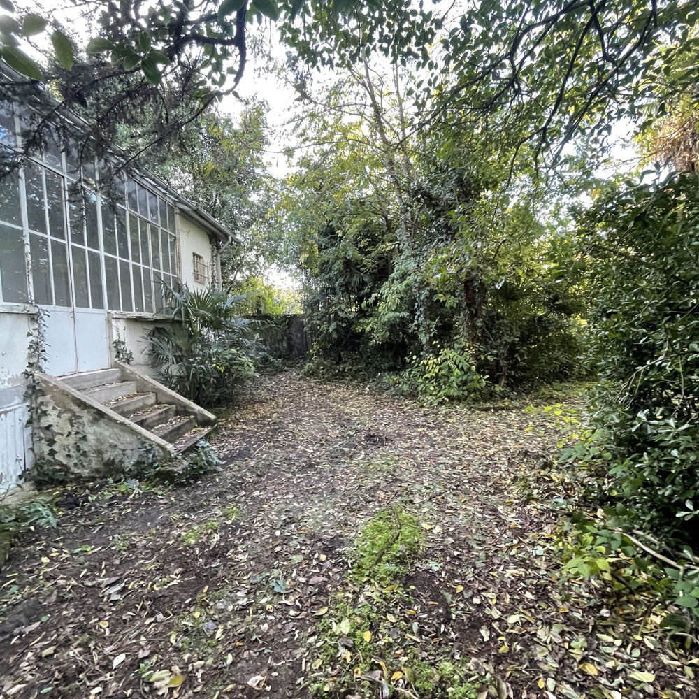 � vendre  Propri�t�/ch�teau Bordeaux (33200)