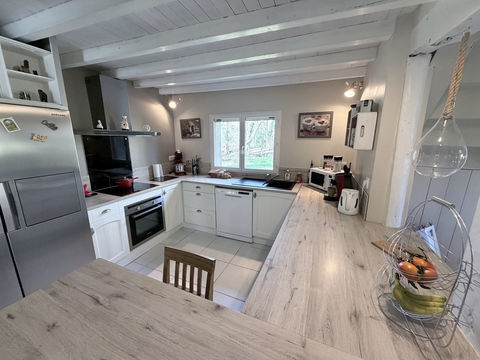   EXCLUSIVIT�   PROPRI�T� LANDAISE RARE AVEC 9 HECTARES Propri�t�/ch�teau - 4 pi�ce(s) - 110 m�