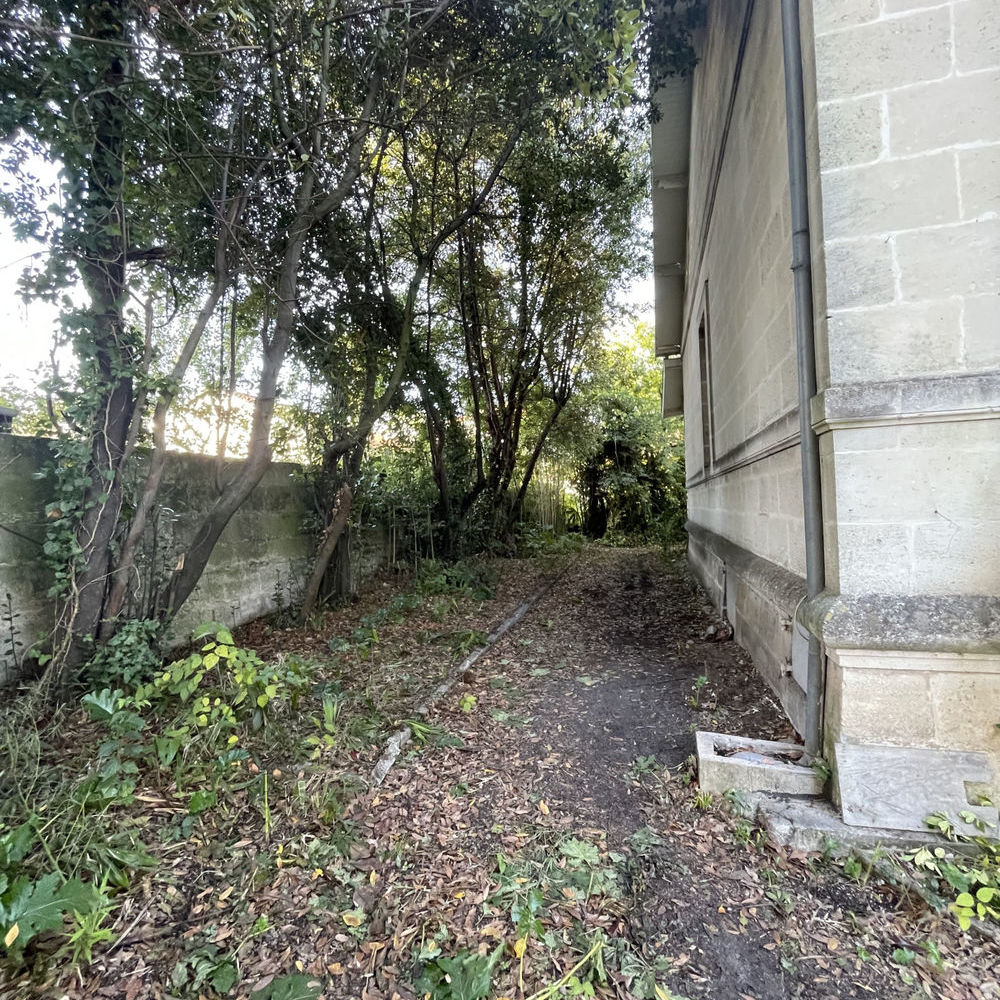 � vendre  Propri�t�/ch�teau Bordeaux (33200)