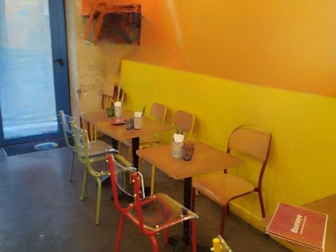 OPPORTUNIT&Eacute; RARE   RESTAURANT CL&Eacute; EN MAIN AVEC EXTRACTION 400 MM avec gaz   PARIS 10&egrave;me   Excellement CA 252000 75010 Paris