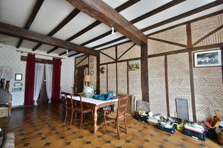  Propri�t�/ch�teau � vendre 13 pi�ces 385 m�