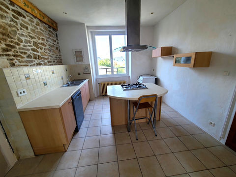   LESNEVEN MAISON T6 CENTRE VILLE Maison - 6 pi�ce(s) - 118 m�