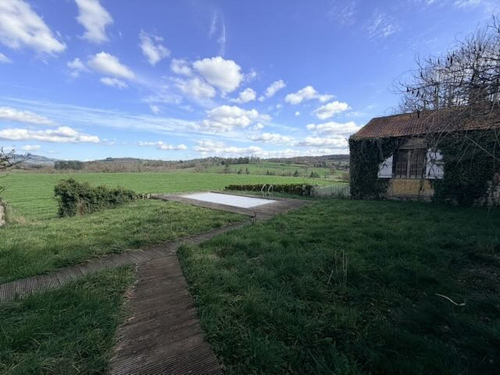 � vendre  Propri�t�/ch�teau Saint-Maurice-l�s-Ch�teauneuf (71740)