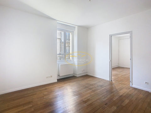   T4 LUMINEUX CENTRE-VILLE DE SAINT-MIHIEL Appartement - 4 pi�ce(s) - 93 m�