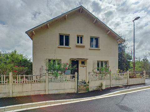   Pavillon � r�nover Maison - 7 pi�ce(s) - 170 m�