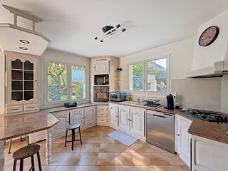  Maison � vendre 8 pi�ces 283 m�