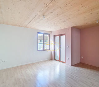  Appartement � louer 3 pi�ces 93 m�