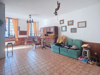  Immeuble � vendre 380 m�