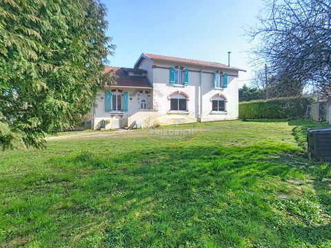   CHARMANTE MAISON ENTIER�MENT R�NOV�E Maison - 8 pi�ce(s) - 186 m�