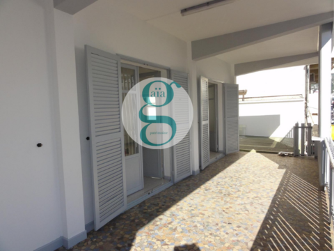 Bureaux centre-ville St-Denis 133m2 1990 97400 St denis