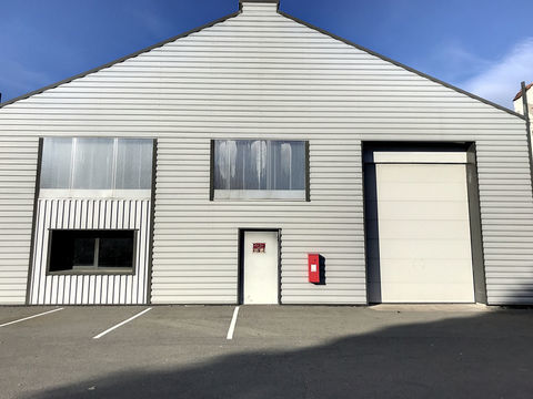 LOCATION ENTREPOT 1000m2 &agrave; RIOM 63200 3961 63200 Riom