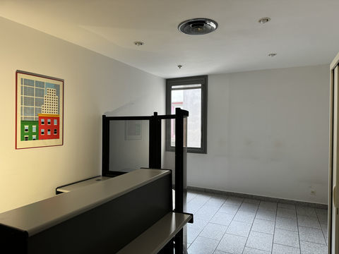 PLATEAUX DE BUREAUX 87,5m2 CLERMONT-FERRAND 700 63100 Clermont ferrand