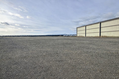 TERRAIN DE 4300m2  EMPLACEMENT PREMIUM ZA LE BREZET CLERMONT-FERRAND 63000 1650000 63100 Clermont ferrand