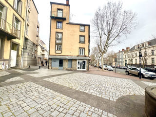  Immeuble � vendre 121 m�